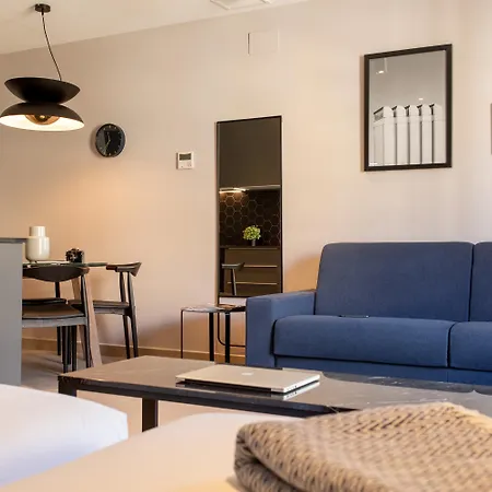 Ramirez Flats 4* Валенсия