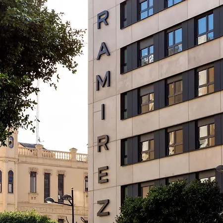 Ramirez Flats 4*