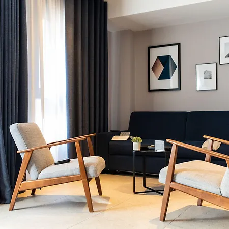 Апарт-отель Ramirez Flats 4*