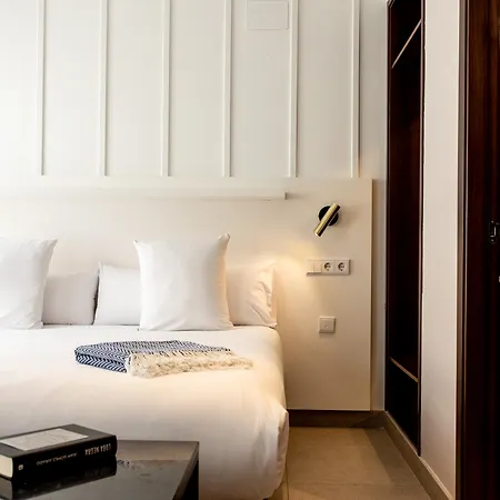 מלון דירות Ramirez Flats