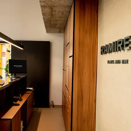 Aparthotel Ramirez Flats