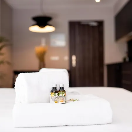 Ramirez Flats Aparthotel