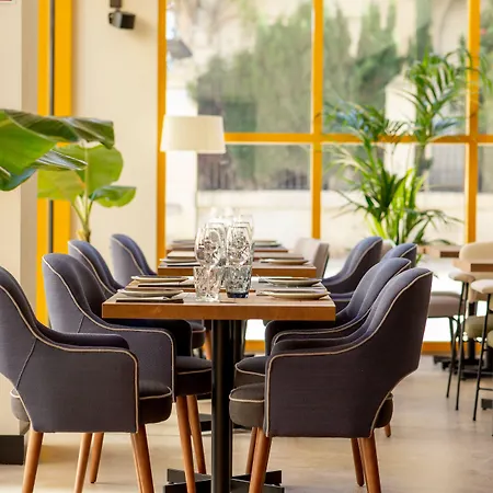 Ramirez Flats Ξενοδοχείο με διαμερίσματα 4*