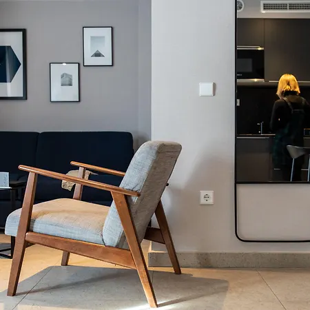 Ramirez Flats Aparthotel