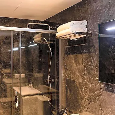 Ramirez Flats Апарт-отель
