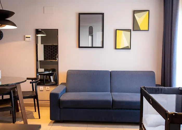 Ramirez Flats Apartmanhotel