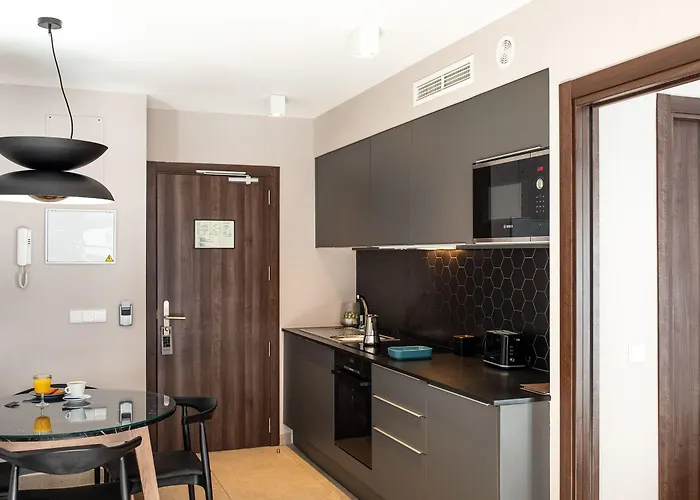 Ramirez Flats Apartmanhotel 4*