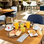 Ramirez Flats 4* Valencia