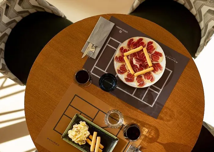 شقة فندقية Ramirez Flats 4*